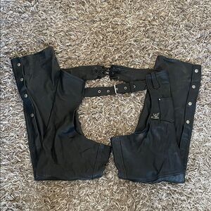 Hot Leathers Black Leather Chaps size large